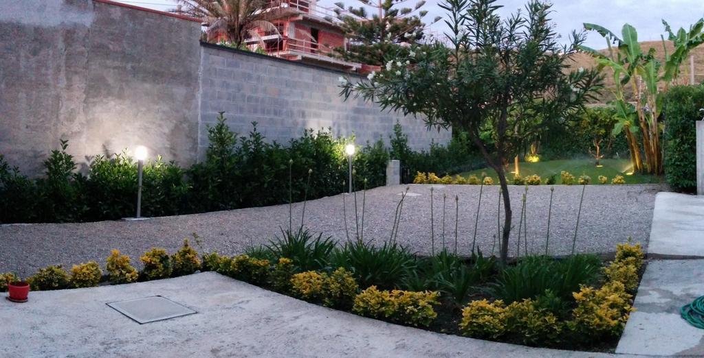 Appartamenti Vacanze Mareemare Capo d'Orlando Exterior photo