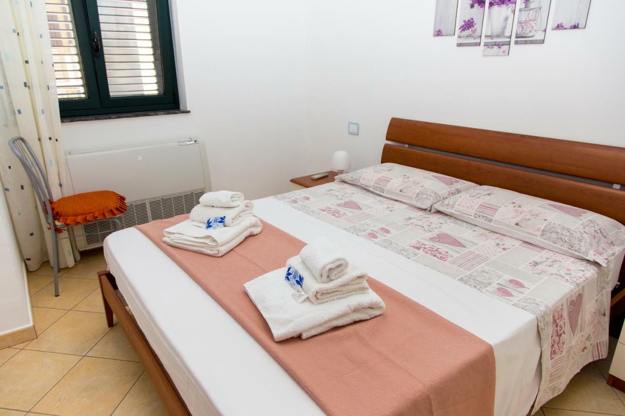 Appartamenti Vacanze Mareemare Capo d'Orlando Exterior photo